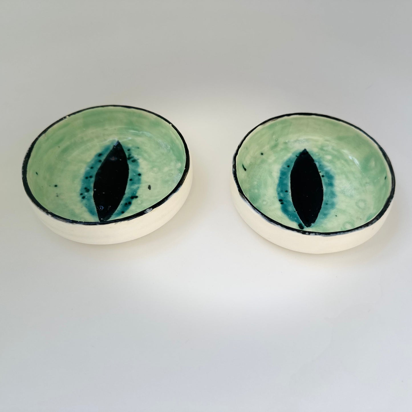 Cat Eye Bowls (Pair)
