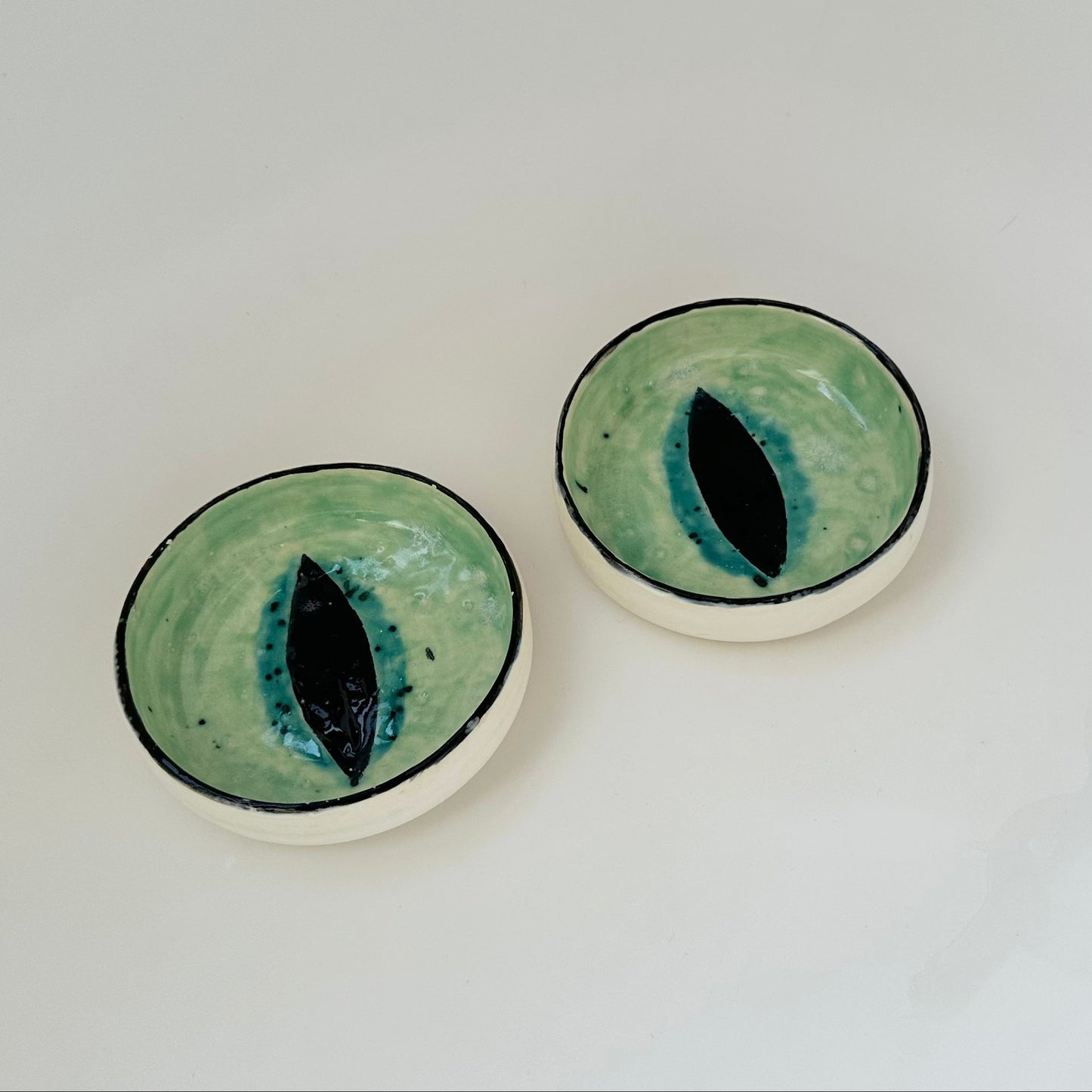 Cat Eye Bowls (Pair)